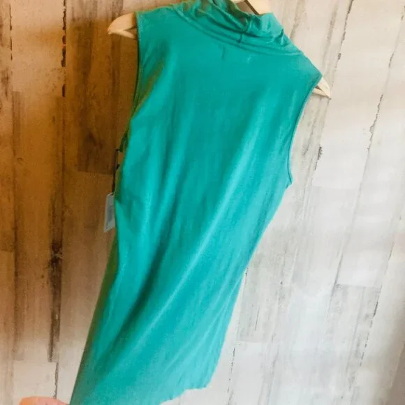 NWT $64 Velvet by Graham Spencer Adelise Knit Surplice Faux Wrap Fitted Top - Picture 10 of 14